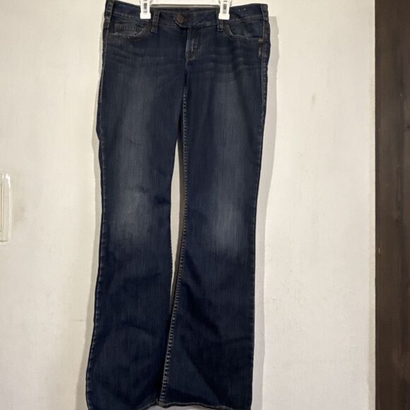Silver Jeans Tuesday Bootcut Size 31 with stretch Distressed Medium wash denim - Picture 1 of 12